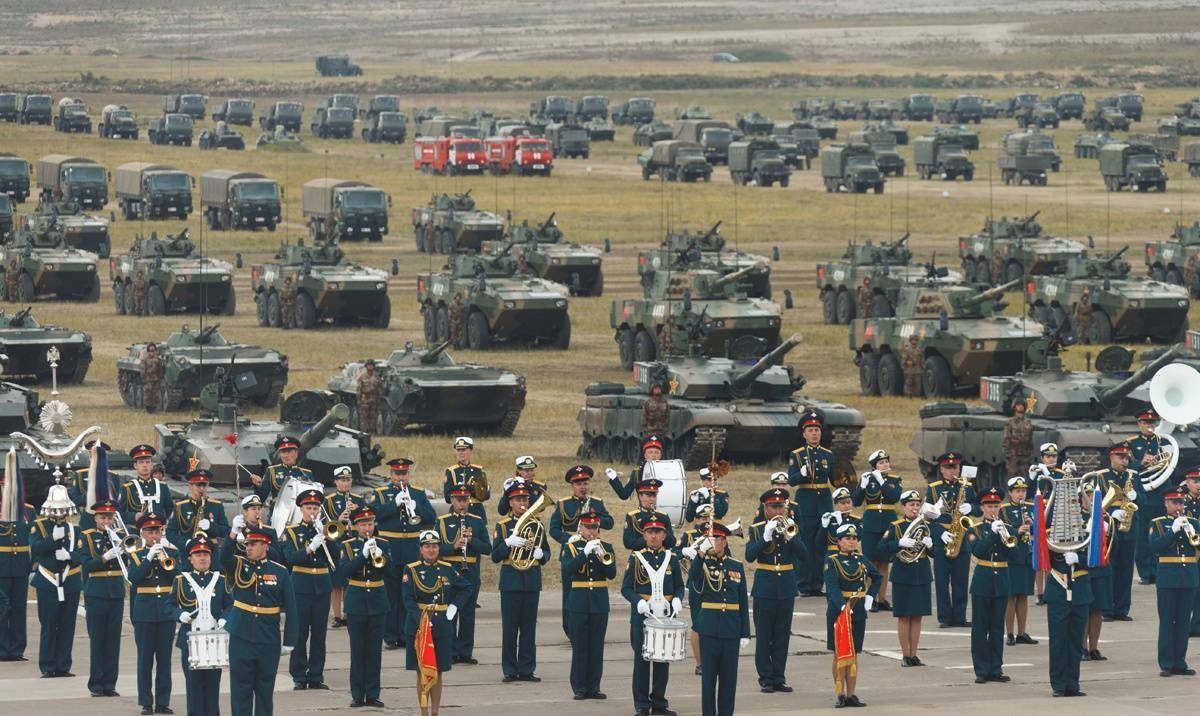 1981年，苏联50万大军进行“军事演习”，西欧各国看完后啥反应？