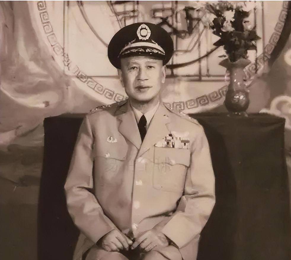 1966年白崇禧赤身裸体死在女人床上，儿子回忆：蒋介石没必要杀他