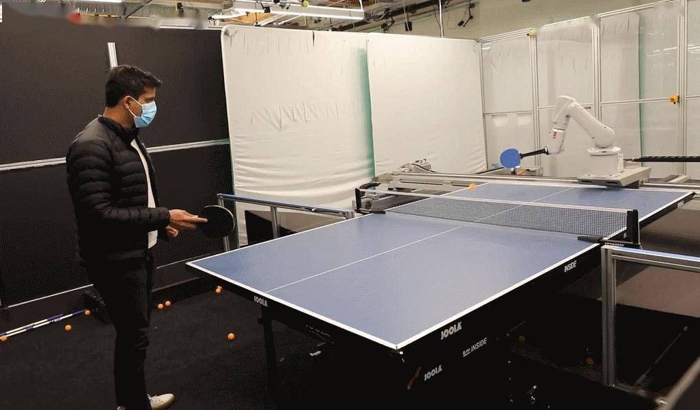 4 分钟对打 300 多次，谷歌教会机器人打乒乓球