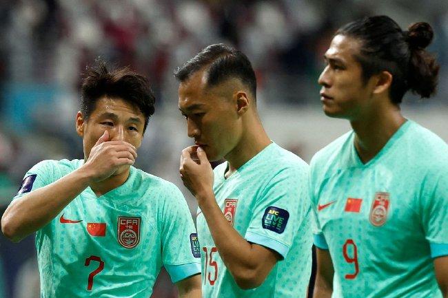 媒体：中国球员害怕担责任，只会玩安全球！