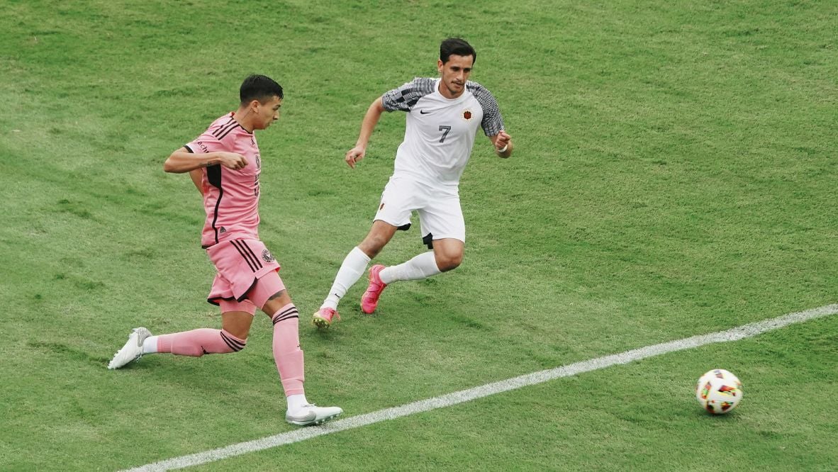 友谊赛-梅西苏亚雷斯不值班 迈阿密国际4-1中国香港全明星