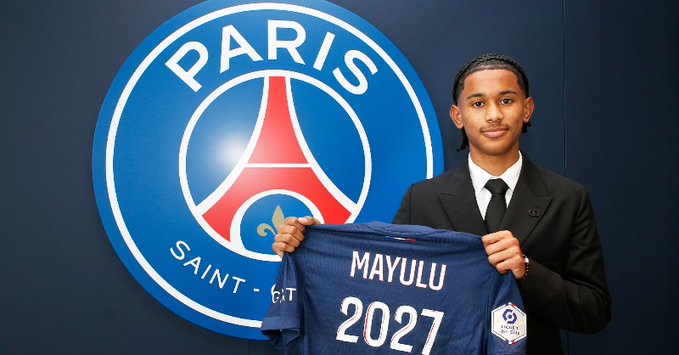 巴黎与18岁青训中场马尤鲁签首份职业合同！期限至2027年！